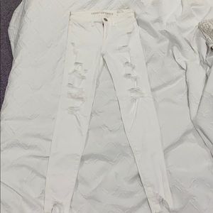 american agle white ripped jeans